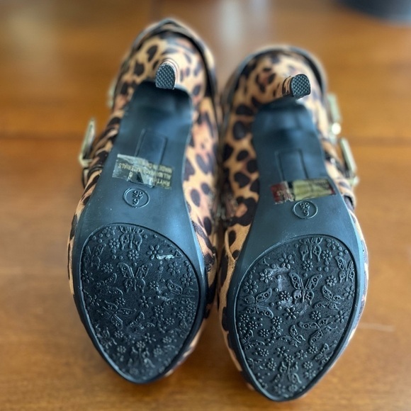 NWOT Charlotte Russe cheetah print zip bootie heels - Picture 11 of 13